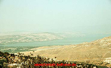 Gadara - Blick auf See Genezareth , Tiberias und die Golanhöhen